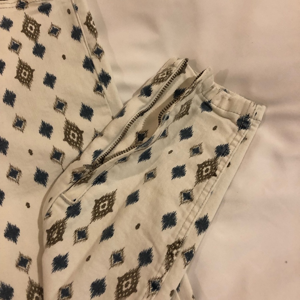 Zara White Printed Jeans